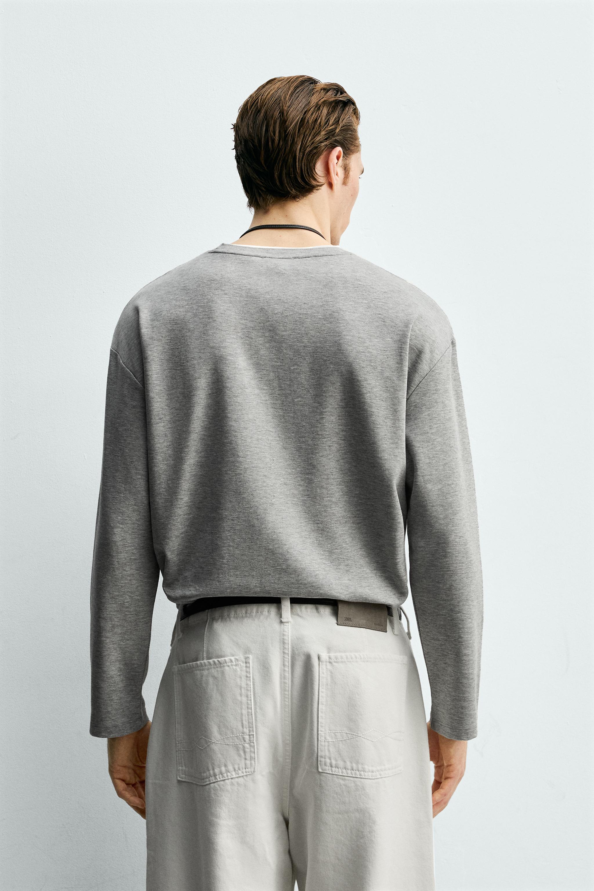 T-SHIRT AVEC FINITIONS DOUBLES EN CONTRASTE